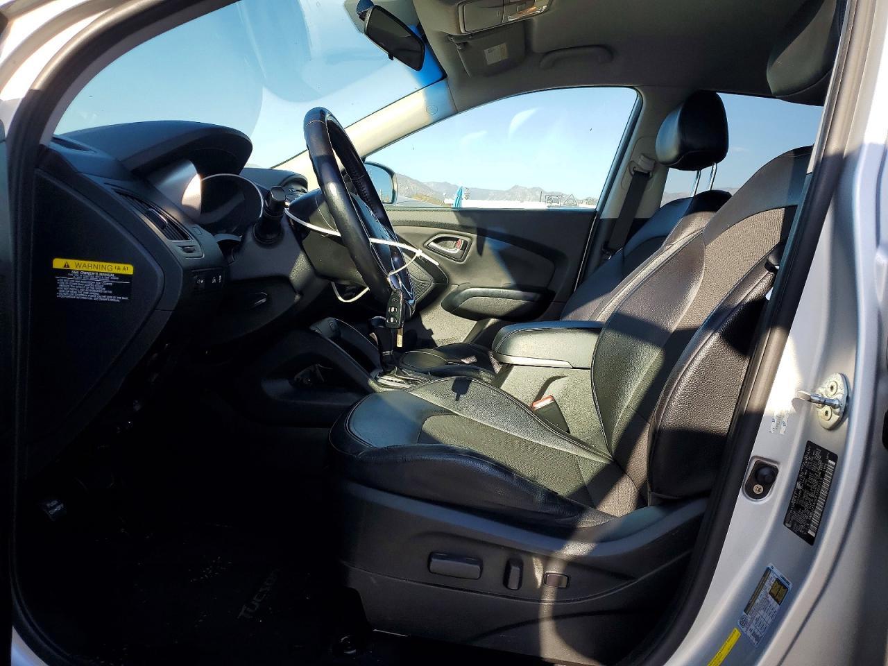 2015 HYUNDAI TUCSON