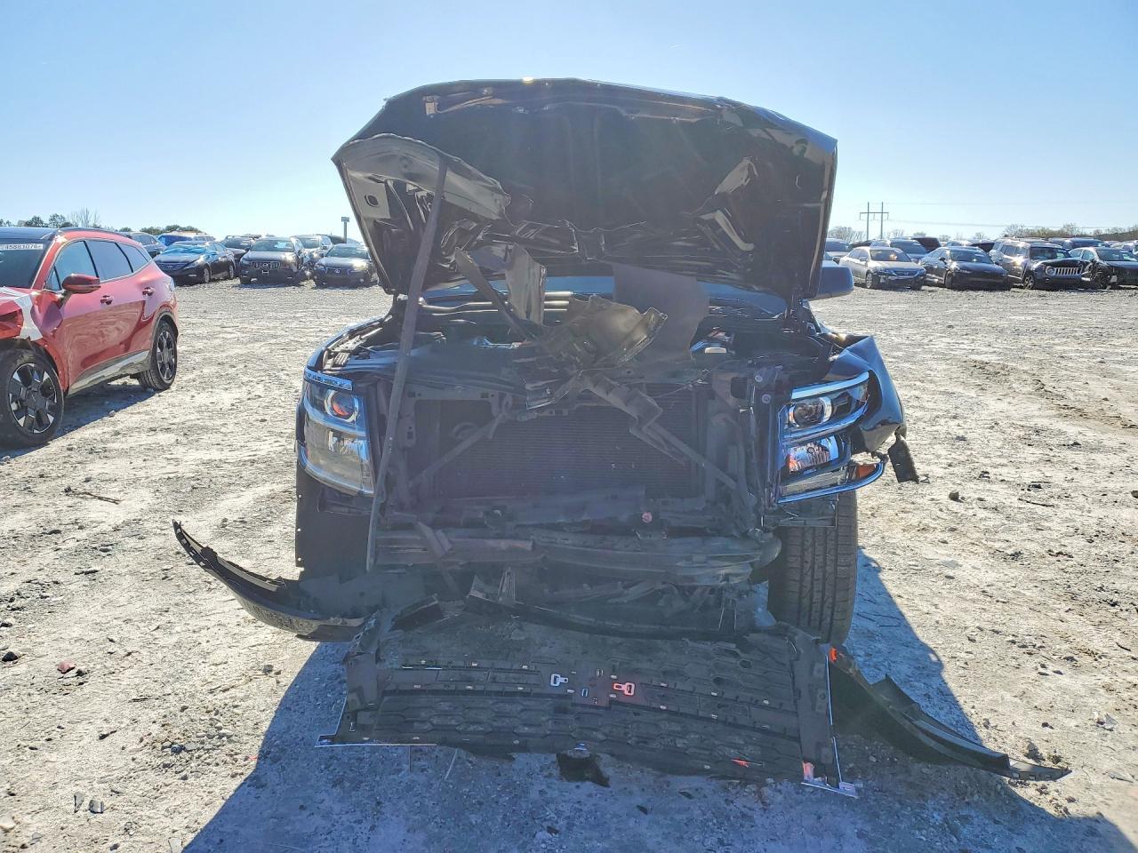2015 CHEVROLET Suburban