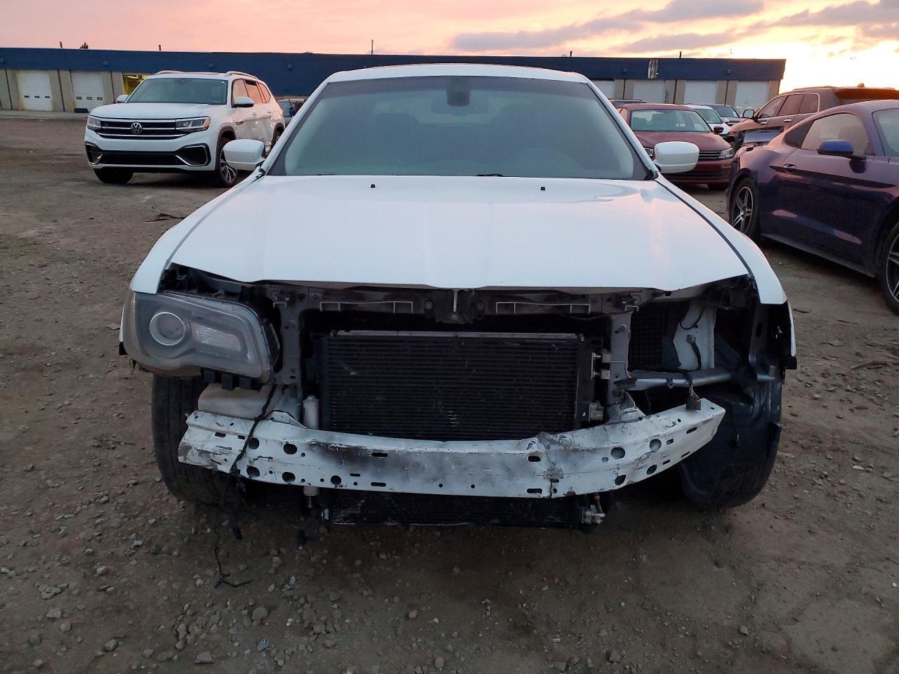 2015 CHRYSLER 300