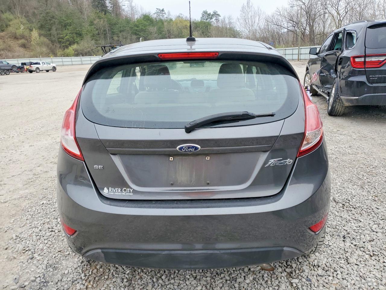 2015 FORD Fiesta