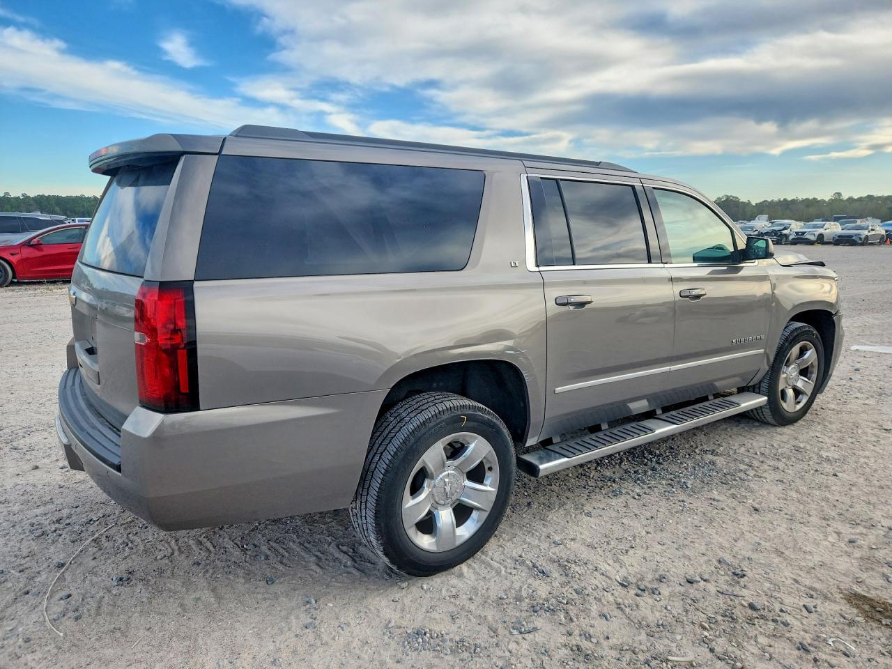 2017 CHEVROLET Suburban