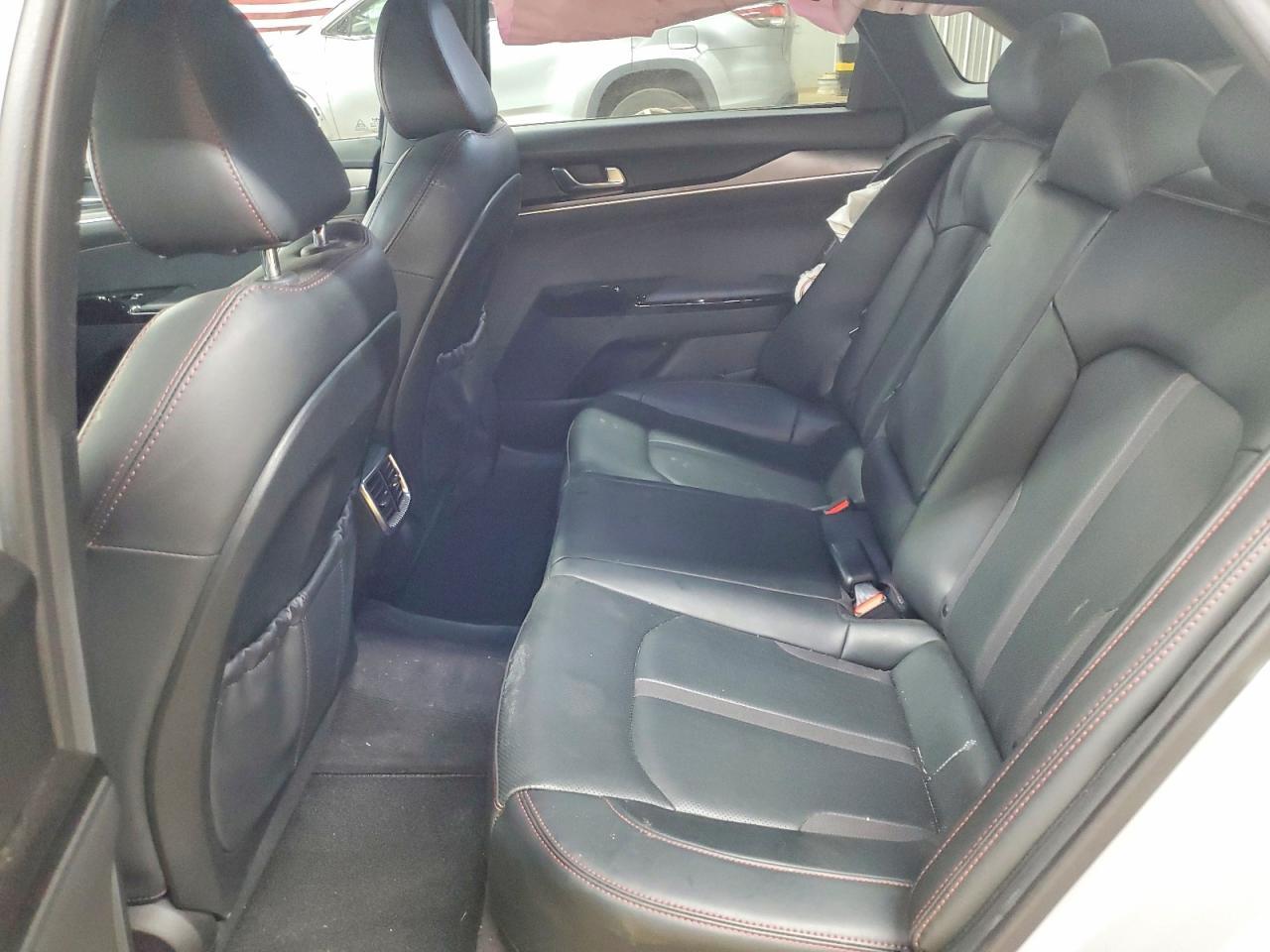 2023 KIA K5
