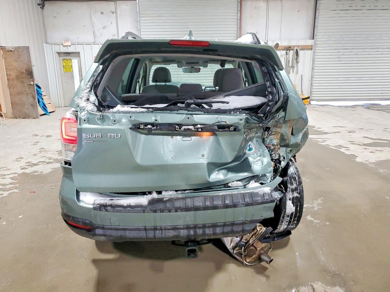 2017 SUBARU FORESTER