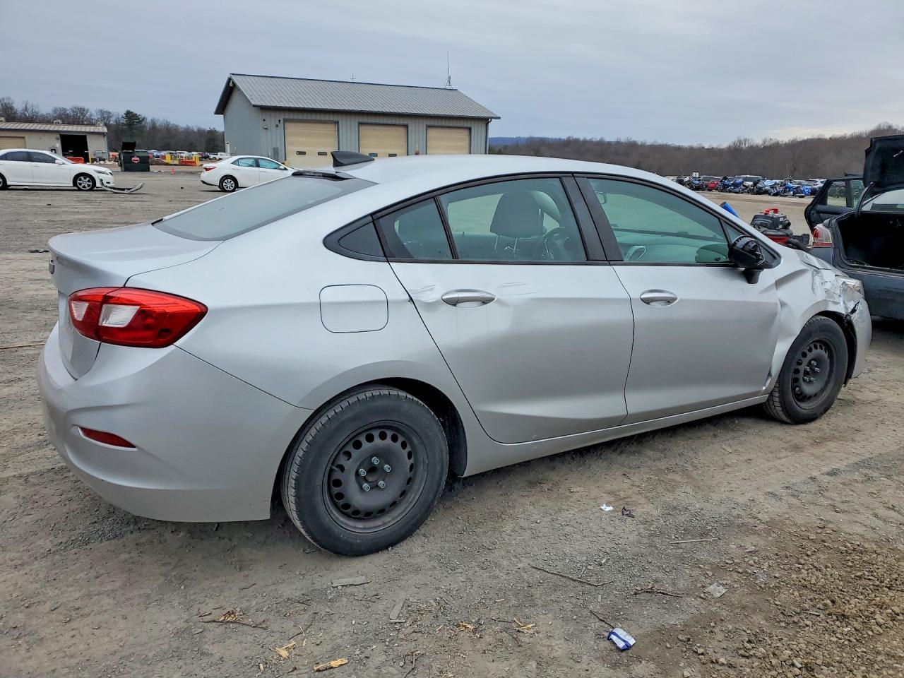 2016 CHEVROLET CRUZE