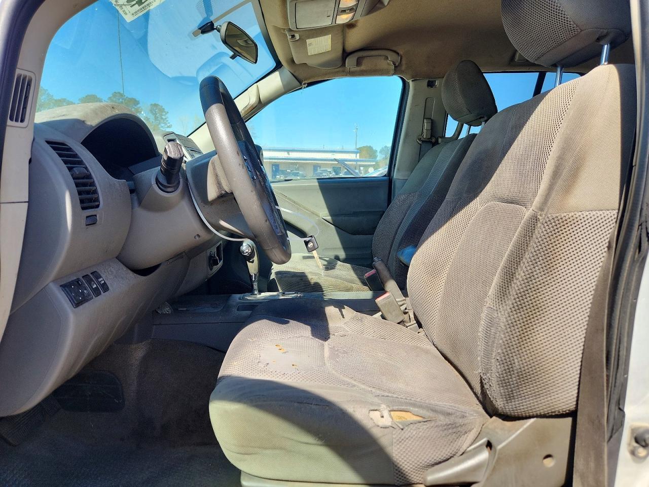 2017 NISSAN Frontier