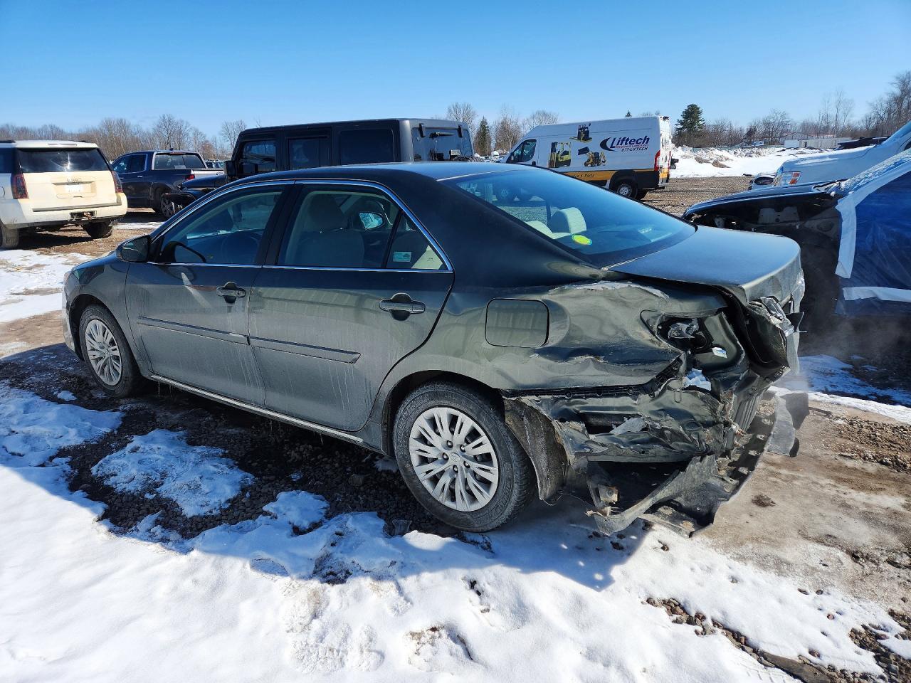 2012 TOYOTA CAMRY