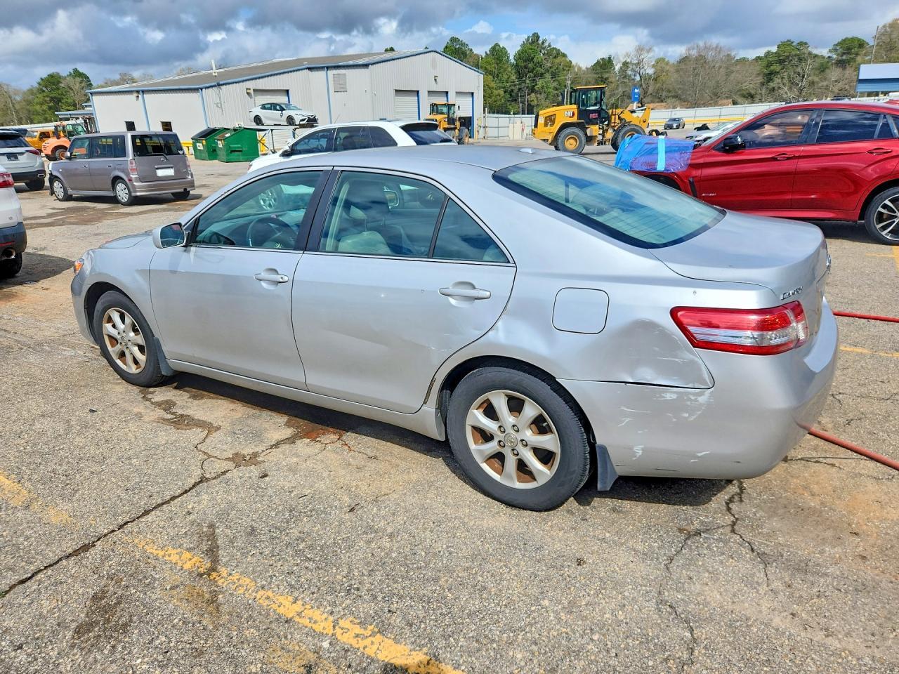 2011 TOYOTA CAMRY