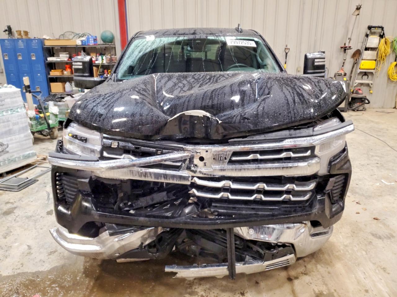 2025 CHEVROLET Silverado