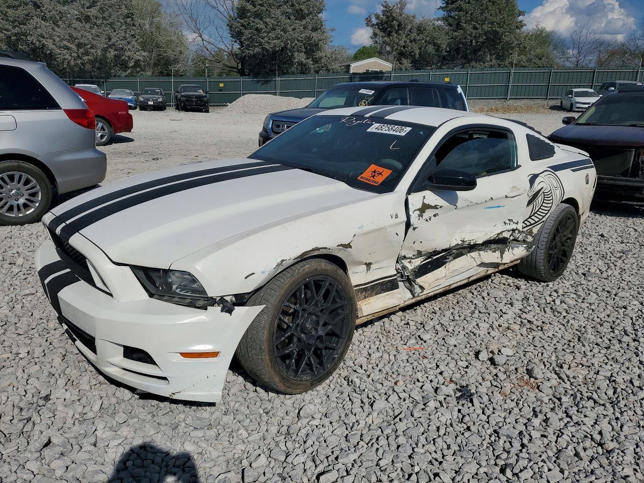2013 FORD MUSTANG