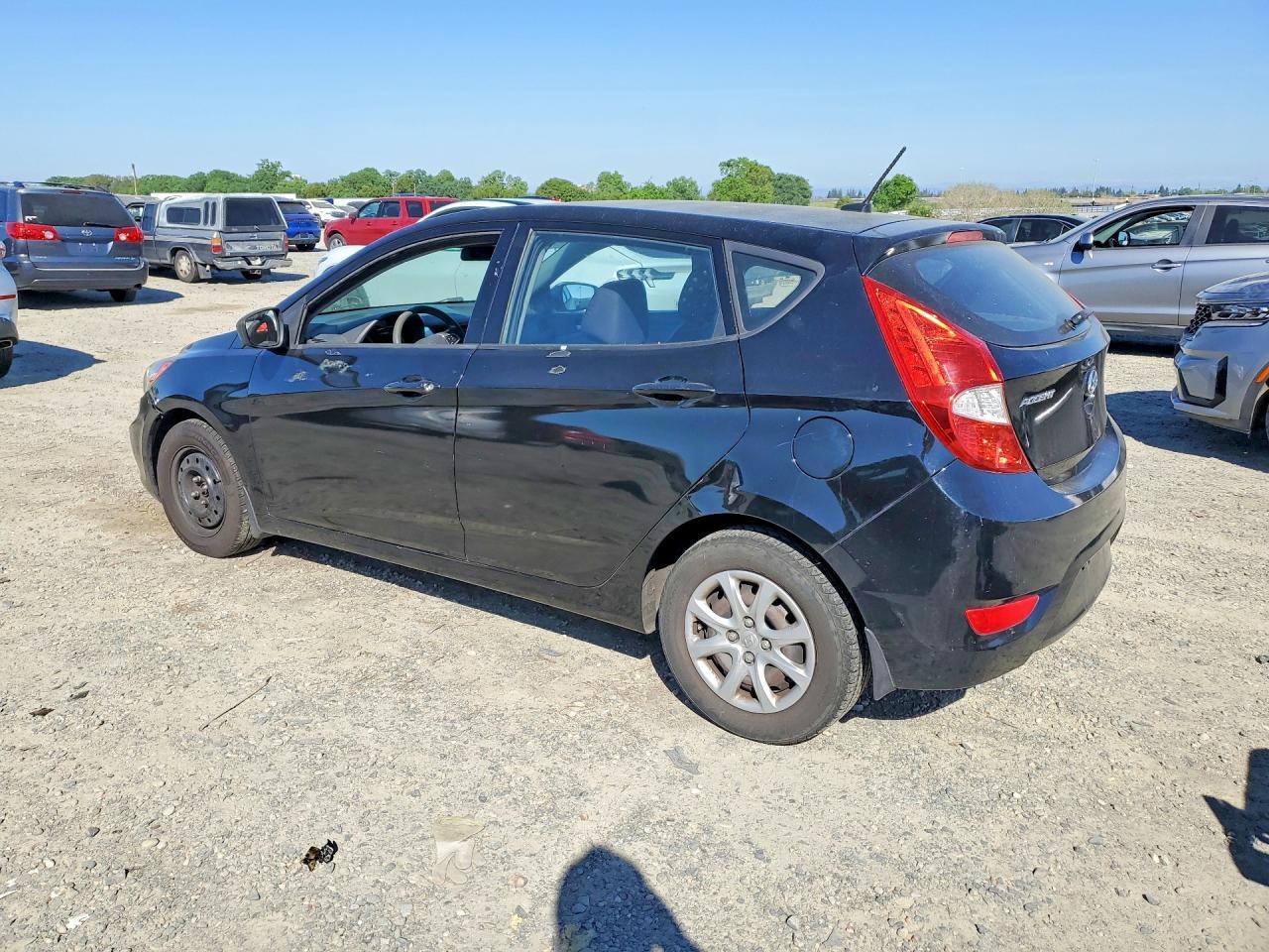 2012 HYUNDAI ACCENT