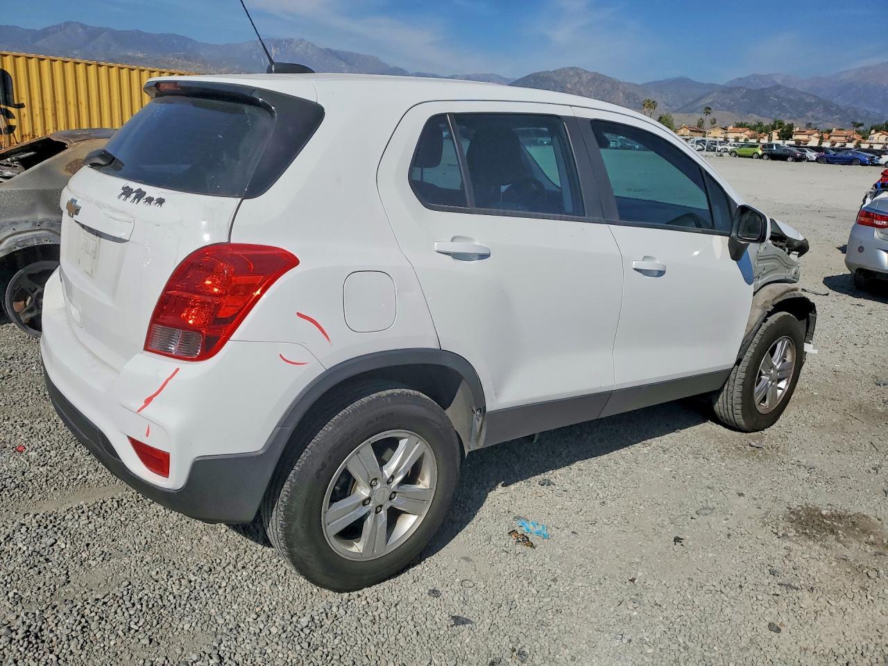 2017 CHEVROLET TRAX