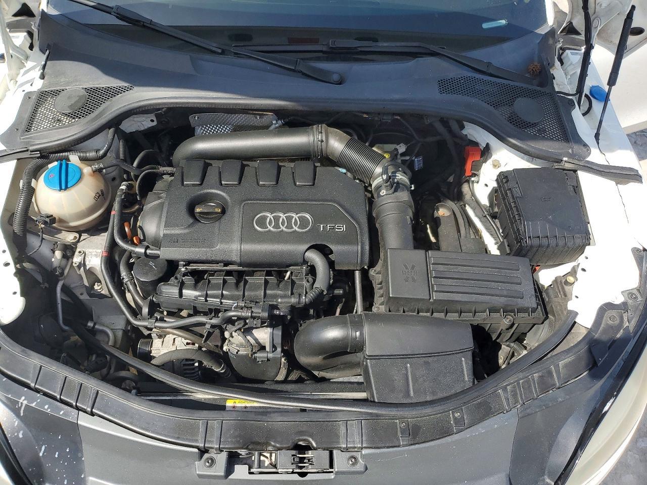 2010 AUDI TT