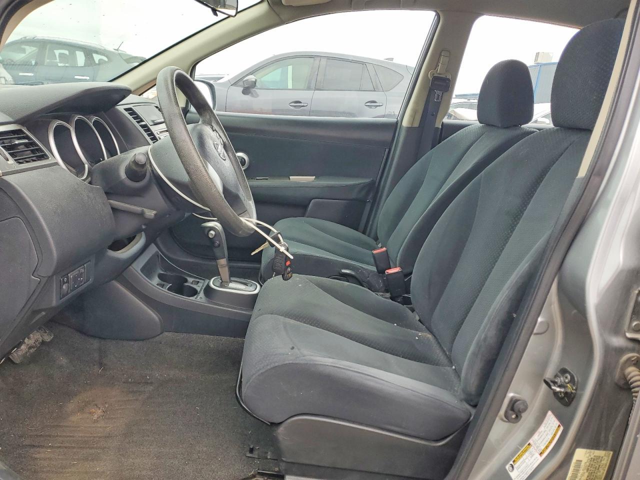2010 NISSAN VERSA