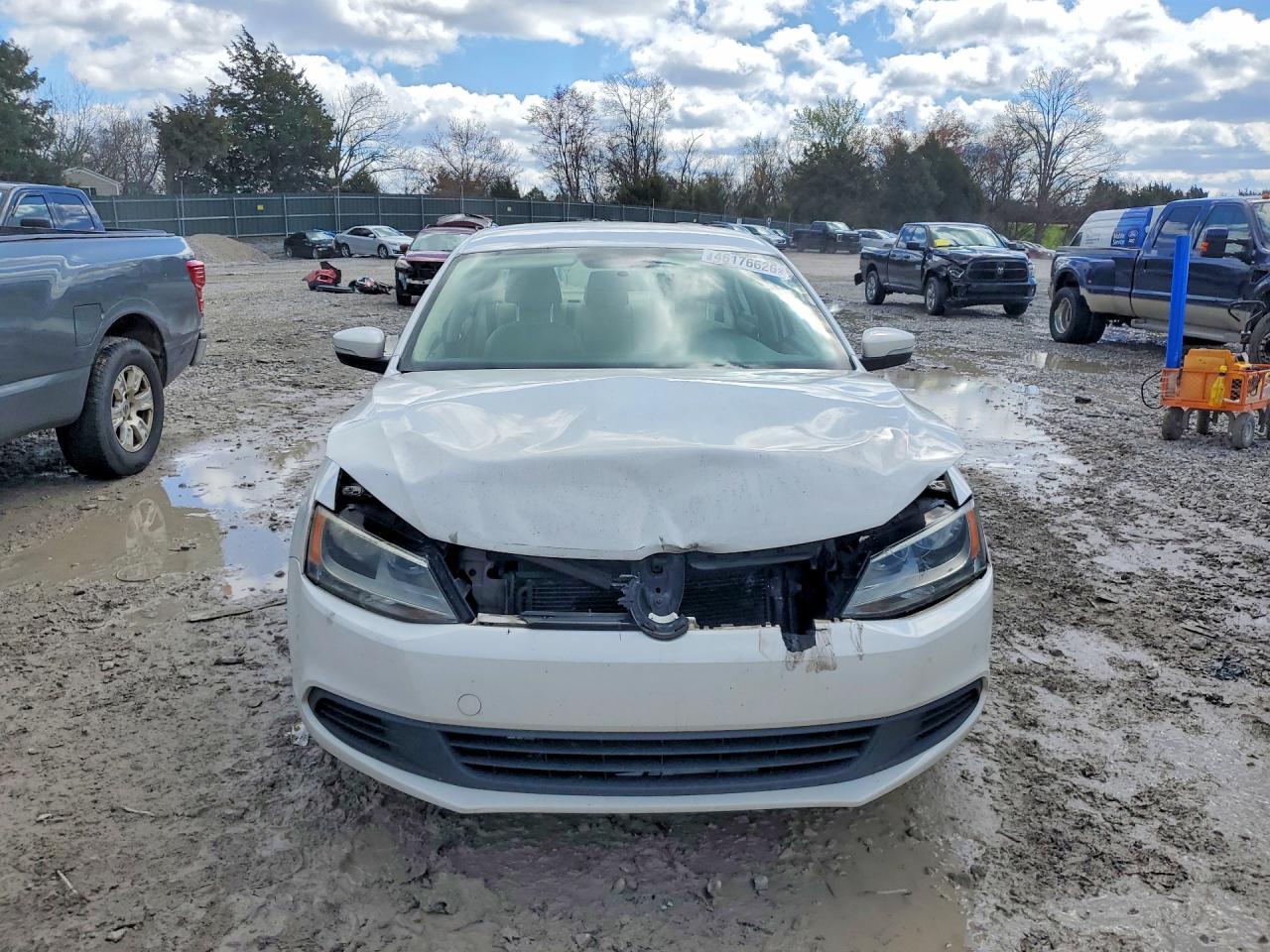 2011 VOLKSWAGEN JETTA