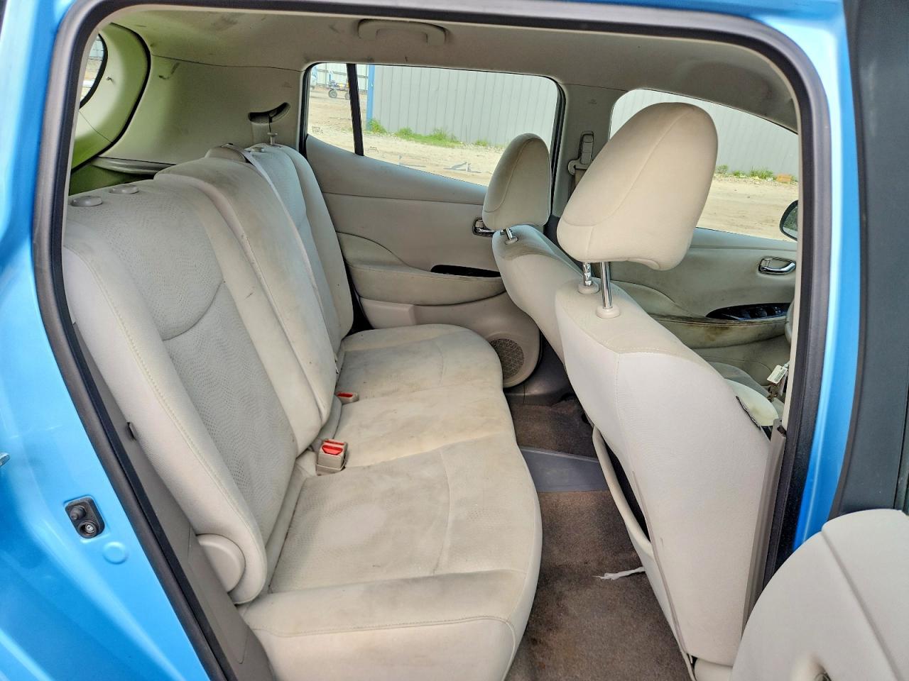 2015 NISSAN LEAF