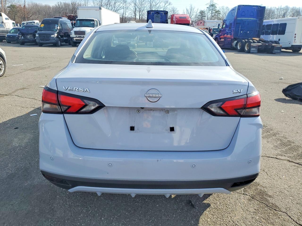 2024 NISSAN VERSA