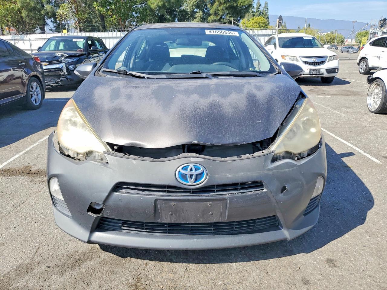 2012 TOYOTA Prius c