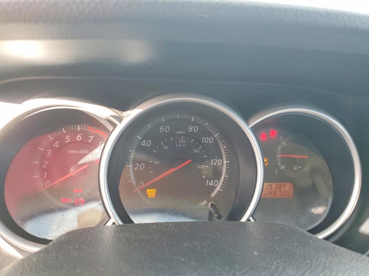 2012 NISSAN VERSA