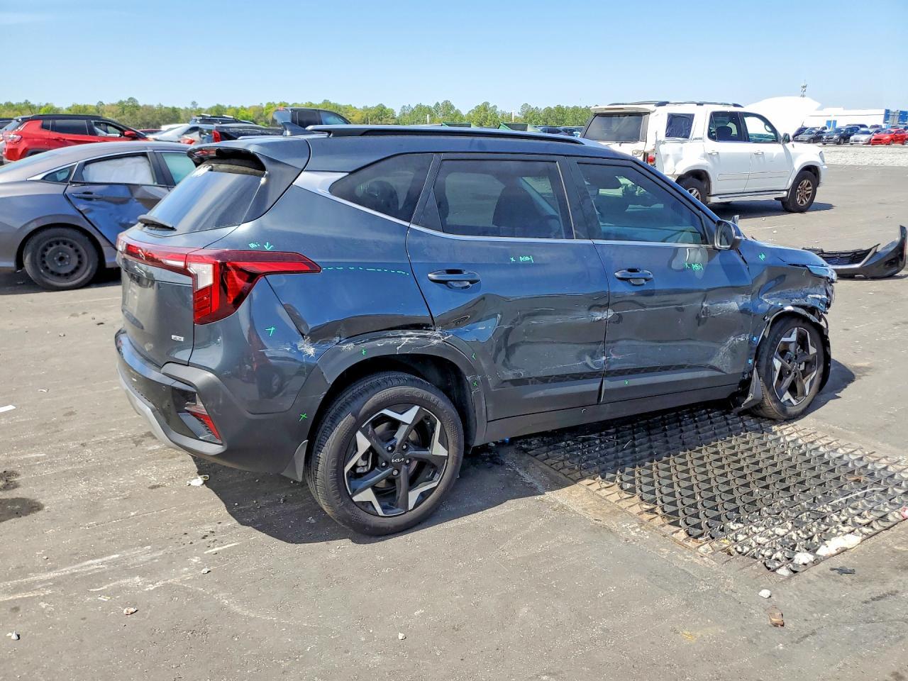 2025 KIA SELTOS