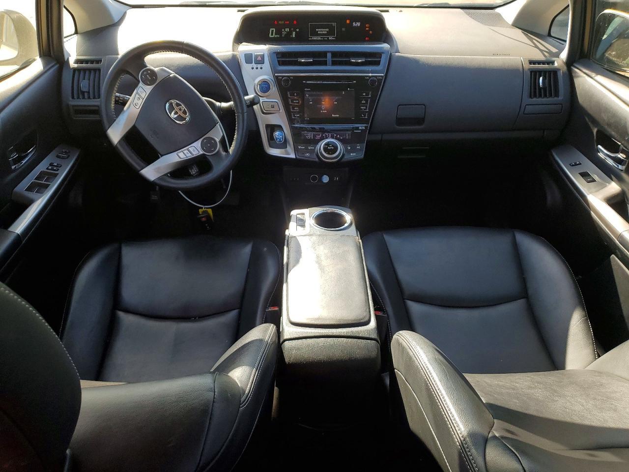 2017 TOYOTA PRIUS V