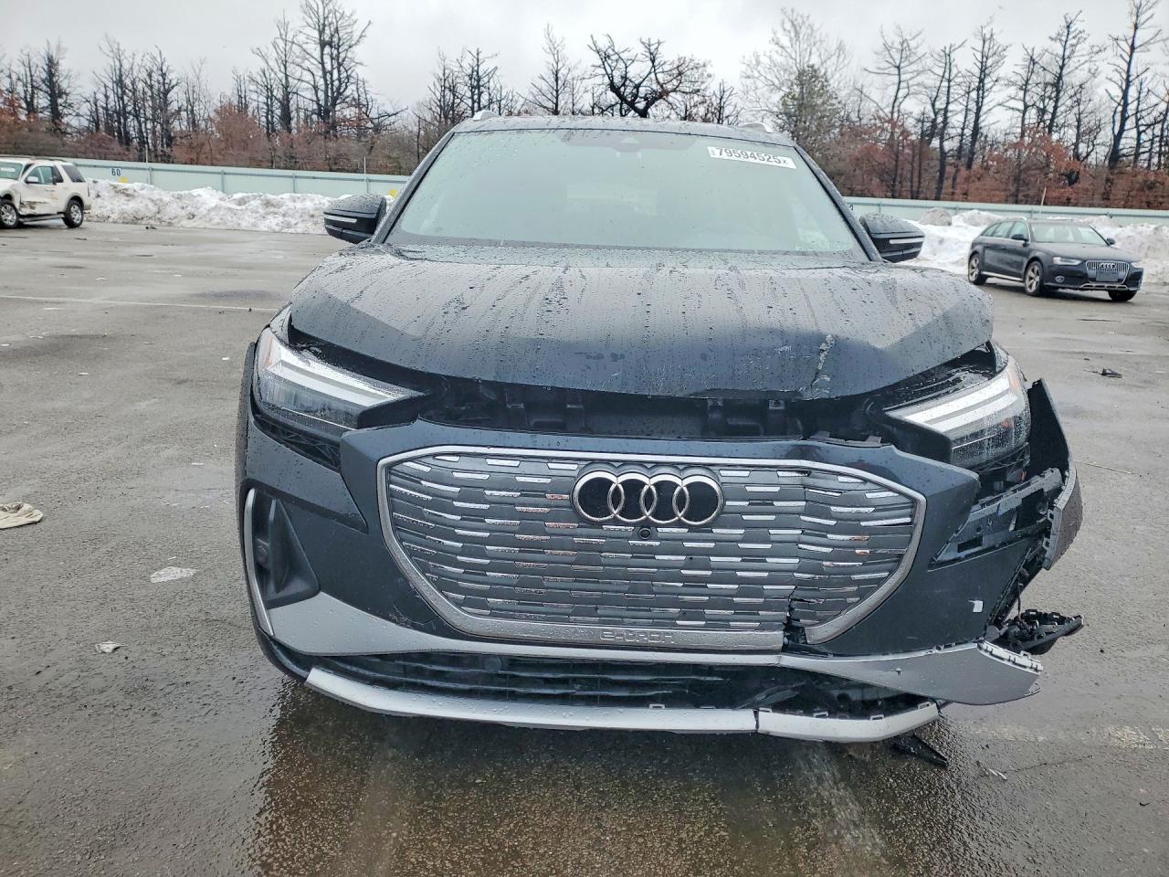 2024 AUDI Q4 e-tron