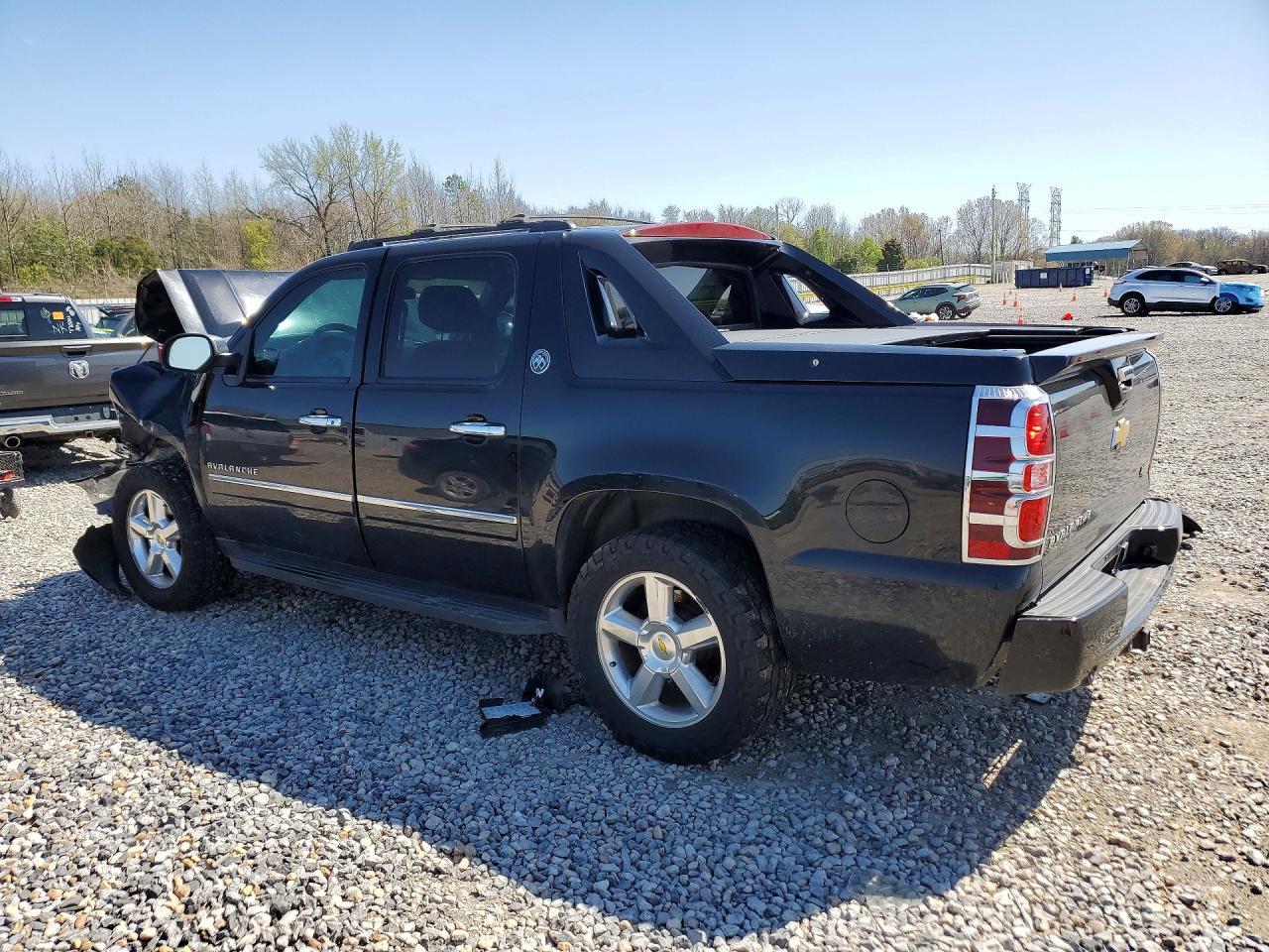 2013 CHEVROLET Avalanche