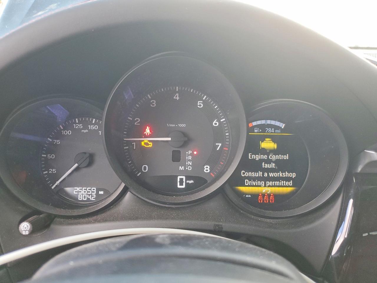 2023 PORSCHE Macan
