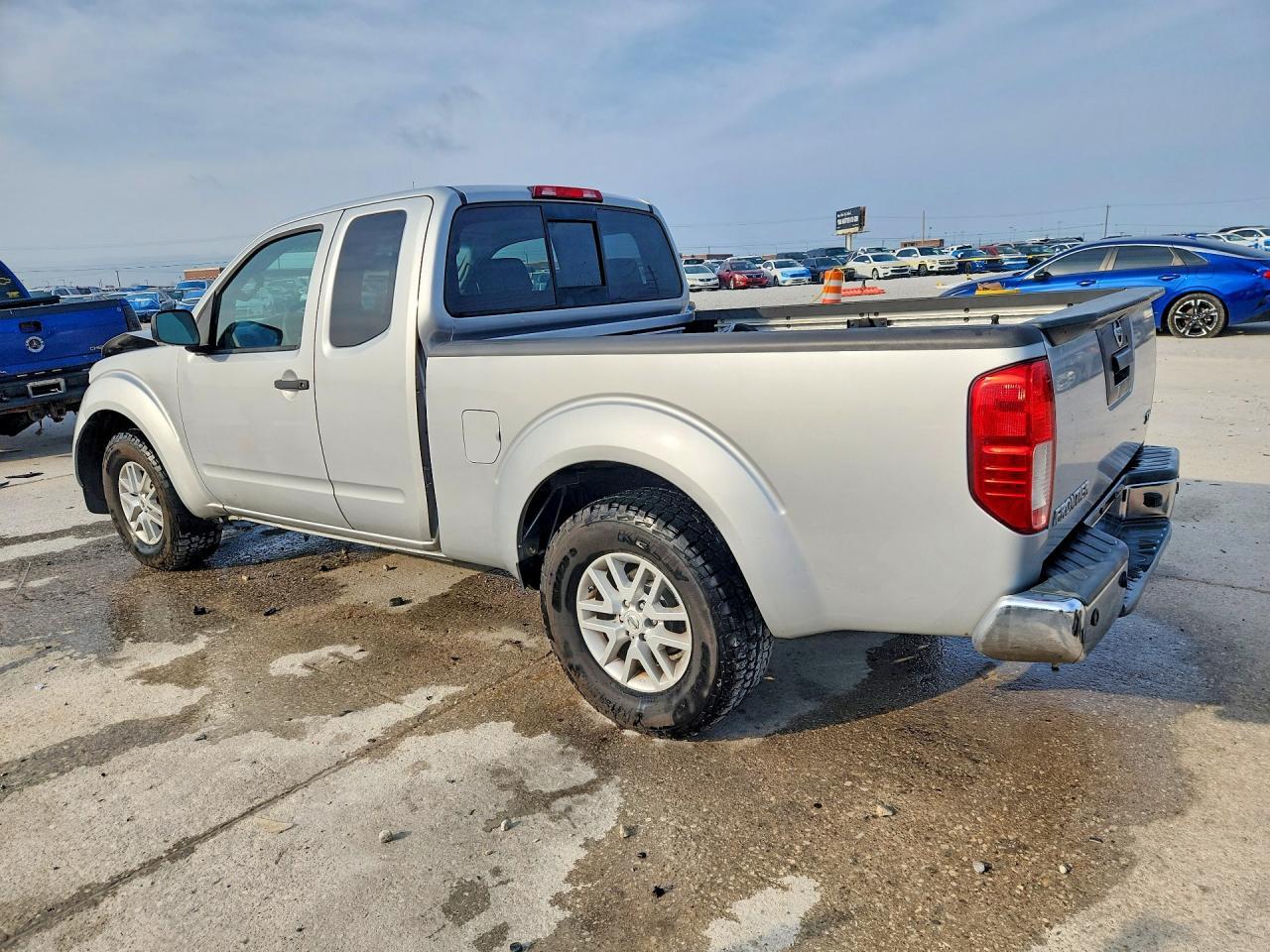 2016 NISSAN Frontier