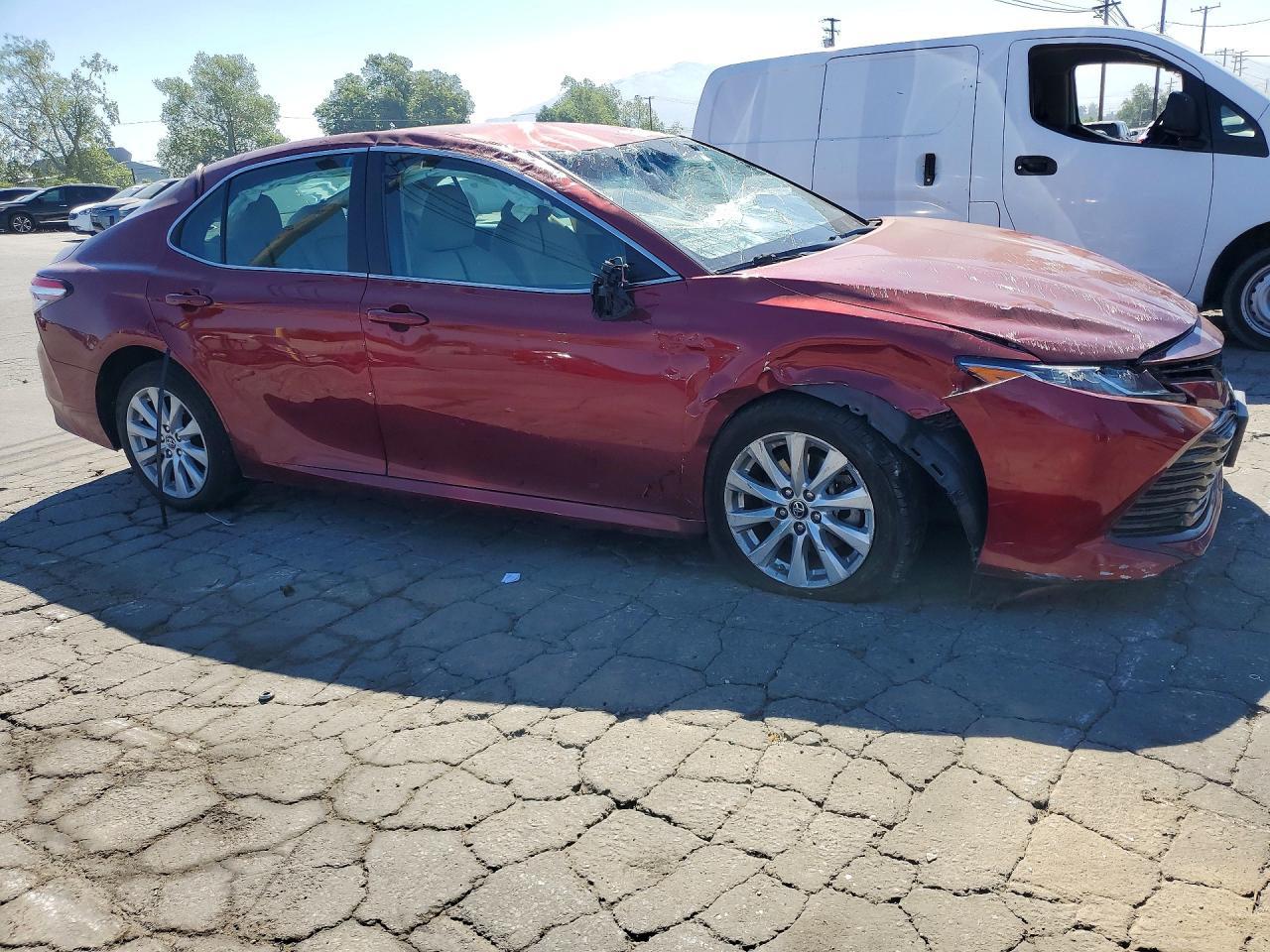 2018 TOYOTA CAMRY