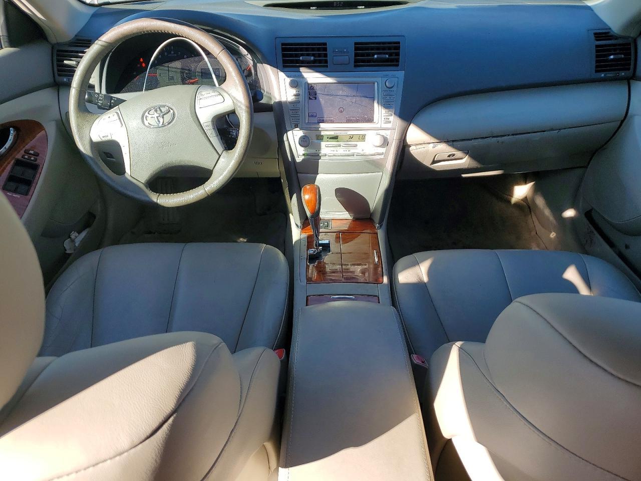 2010 TOYOTA CAMRY