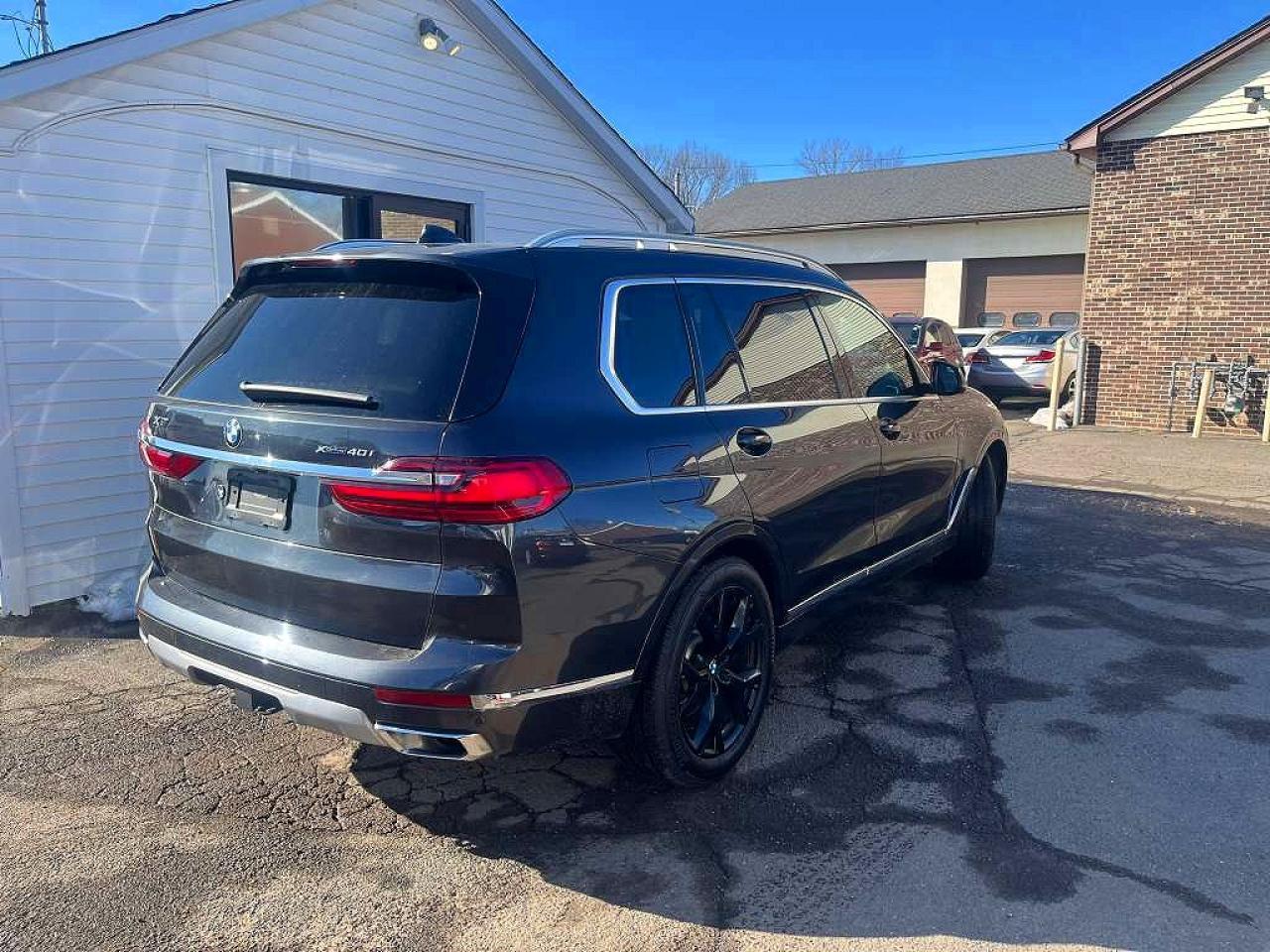 2020 BMW X7