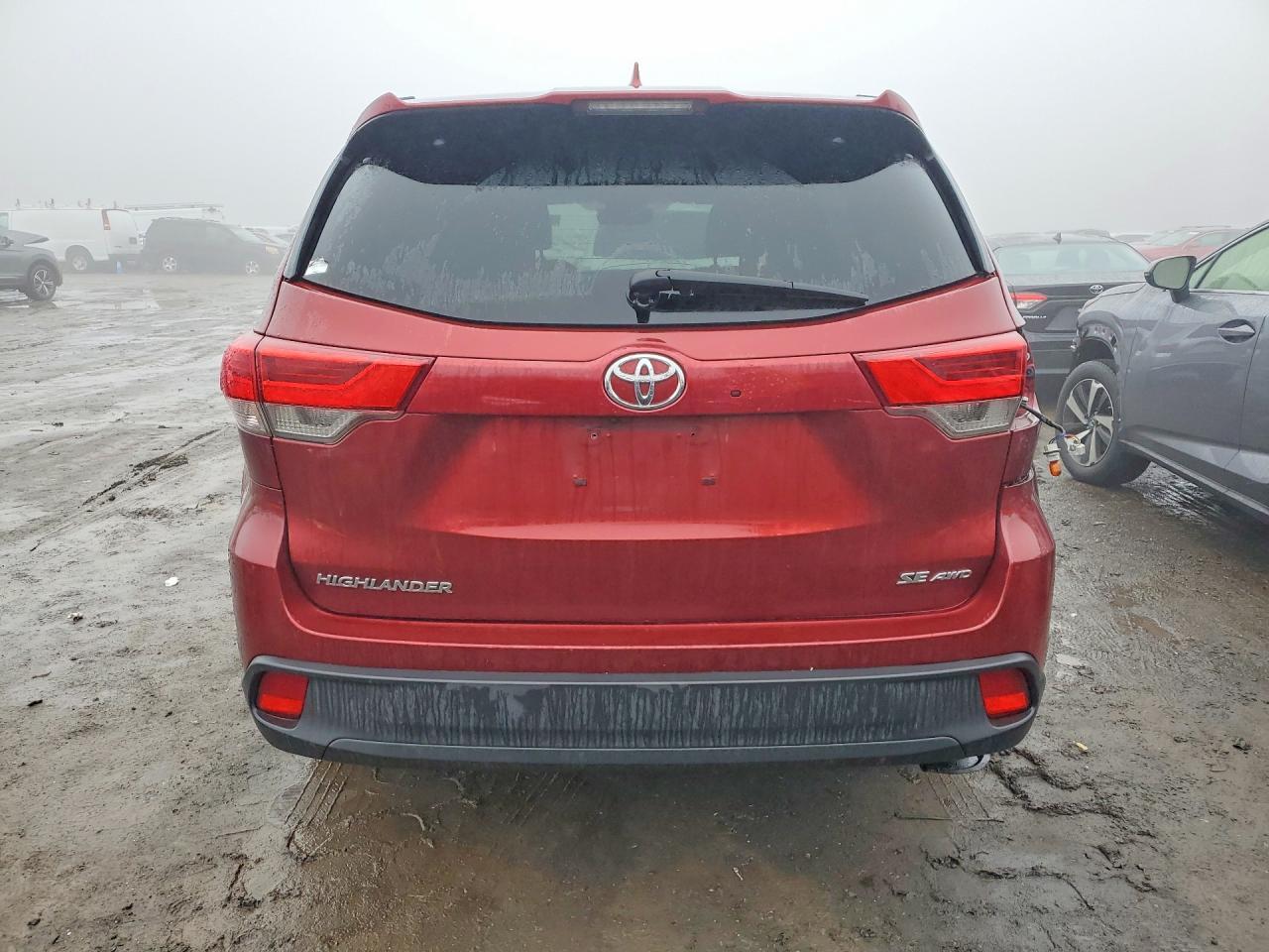 2017 TOYOTA HIGHLANDER
