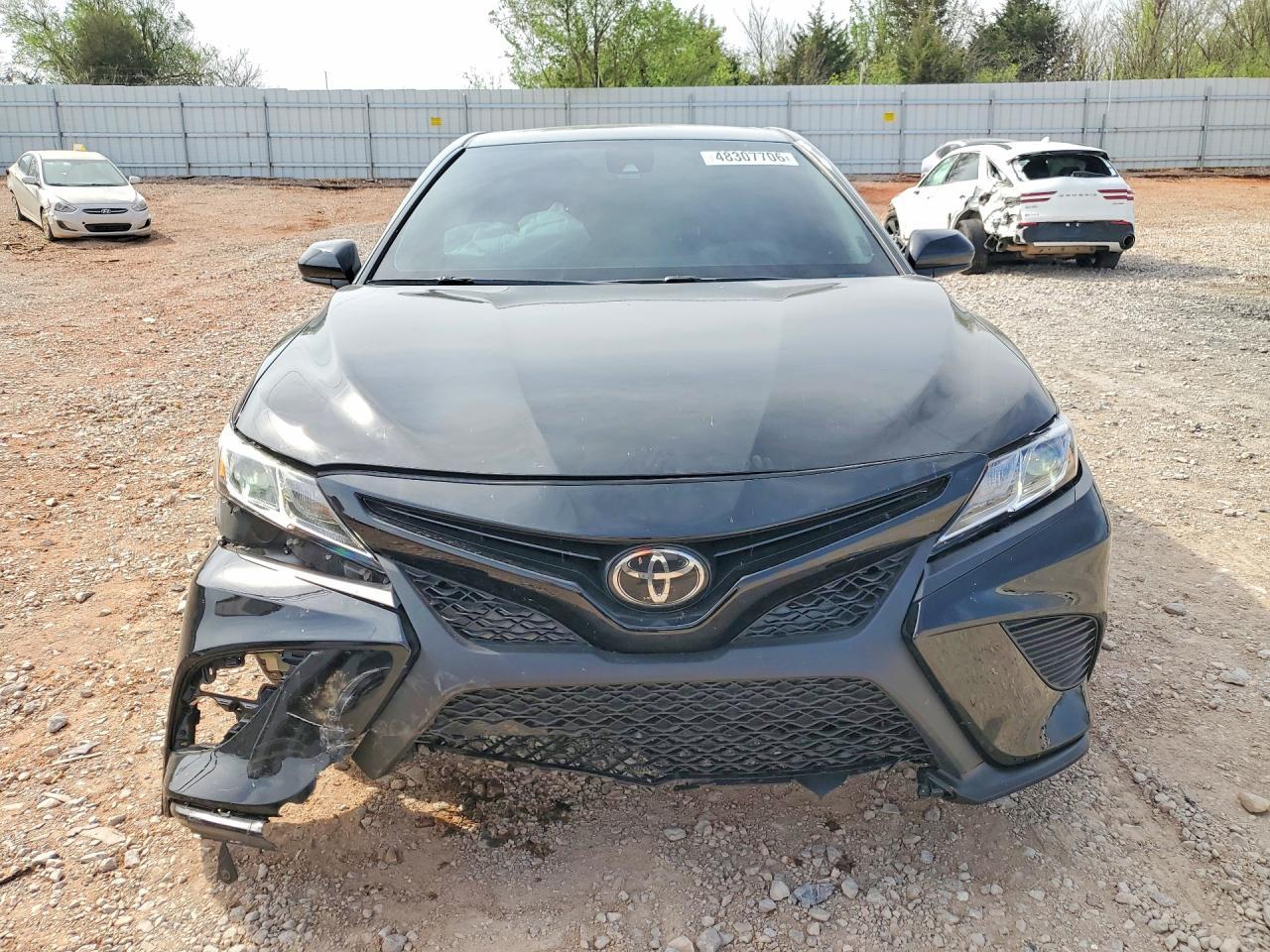 2019 TOYOTA CAMRY