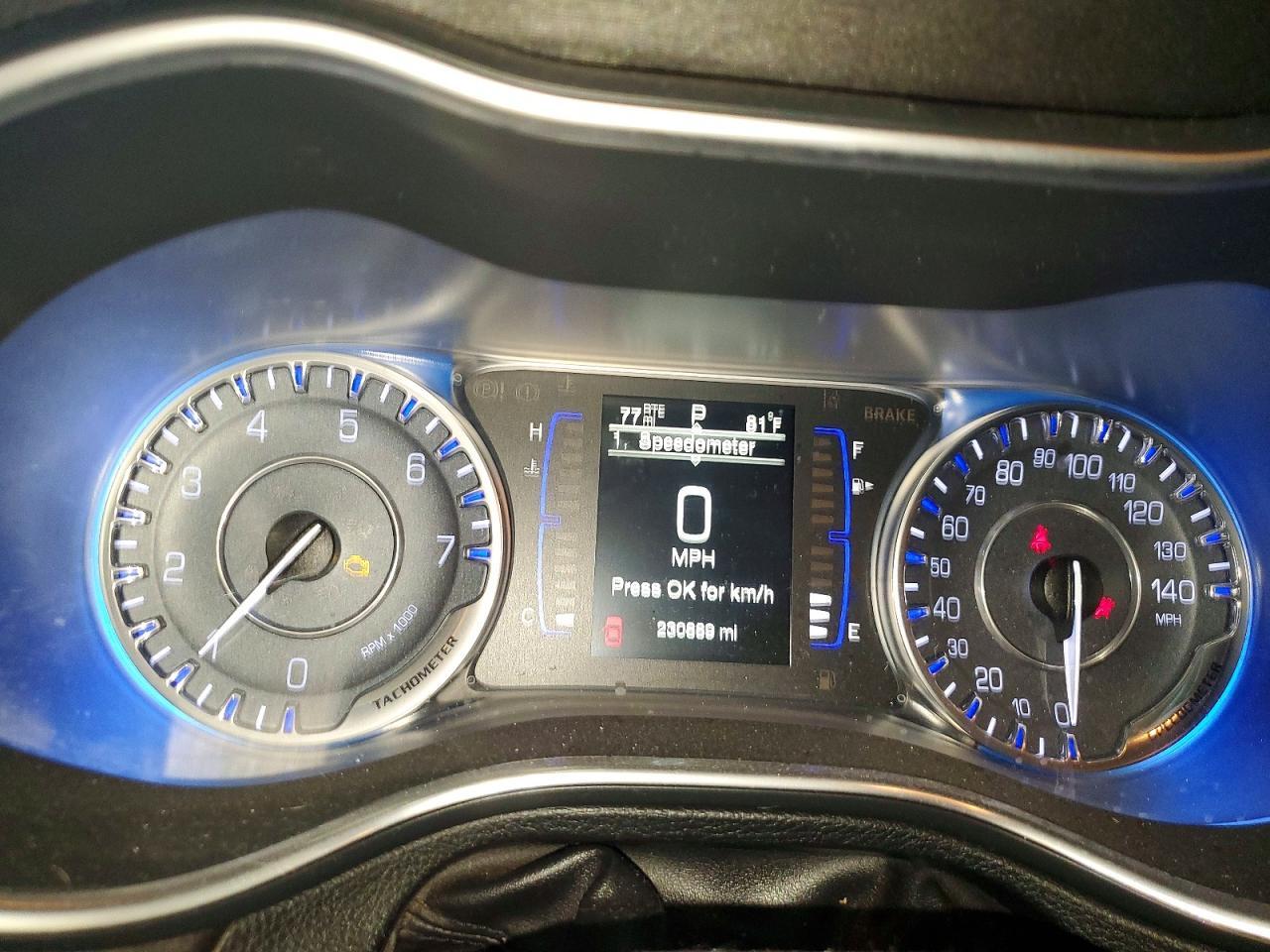 2016 CHRYSLER 200
