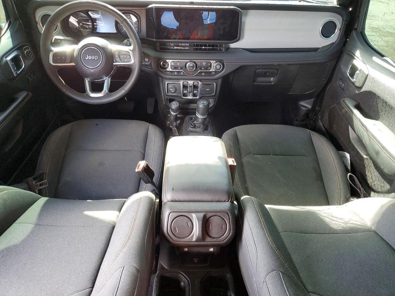 2025 JEEP WRANGLER