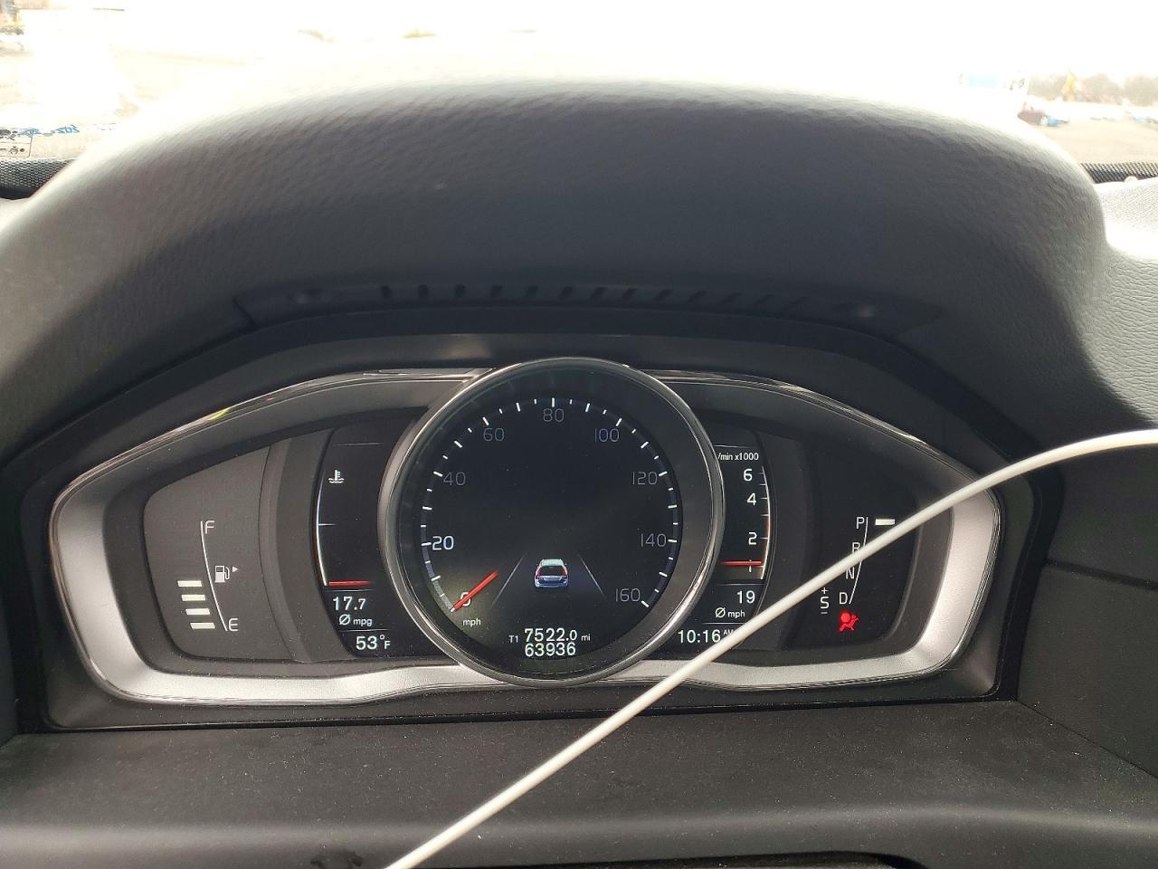 2016 VOLVO XC70
