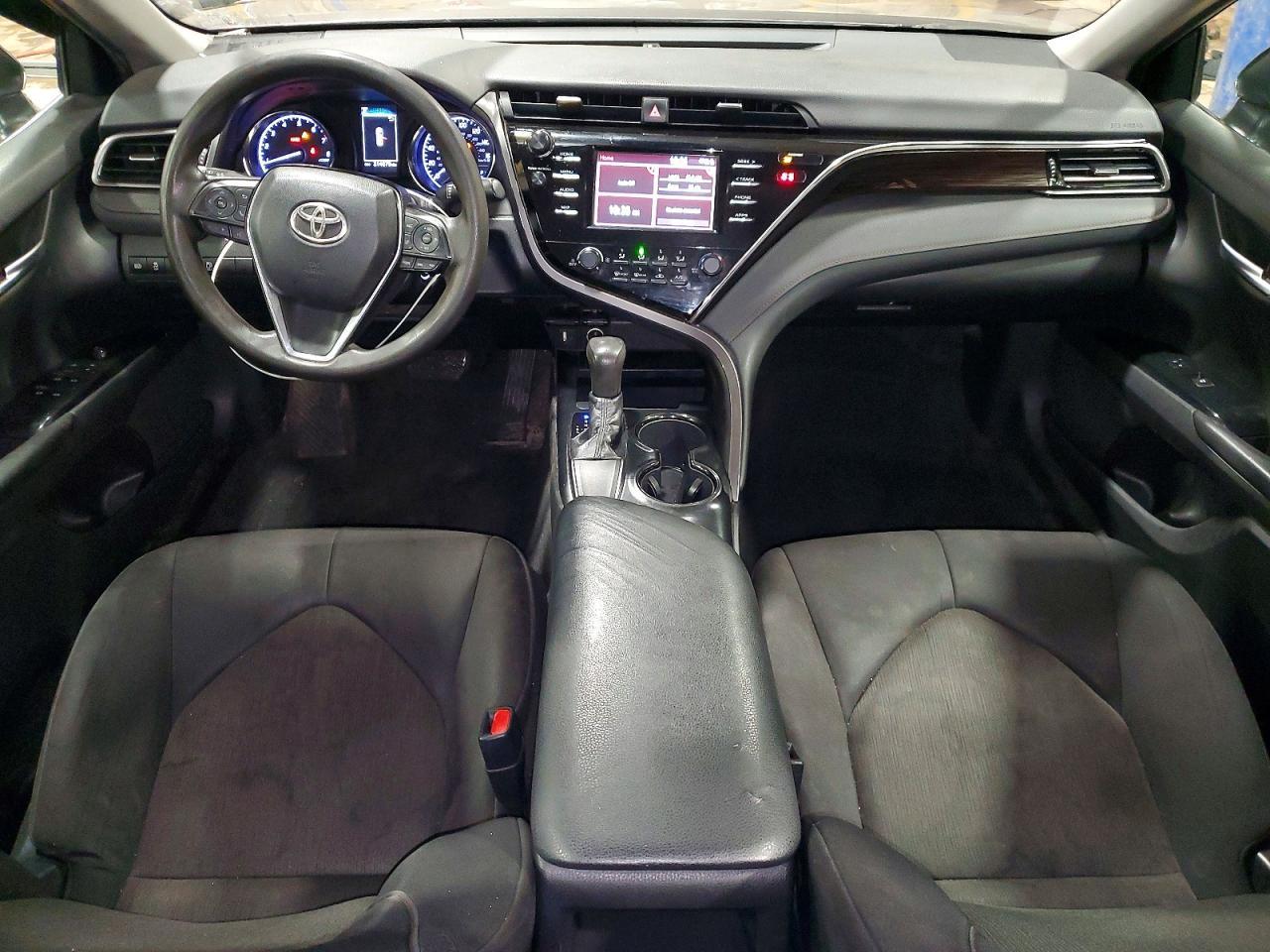 2019 TOYOTA CAMRY