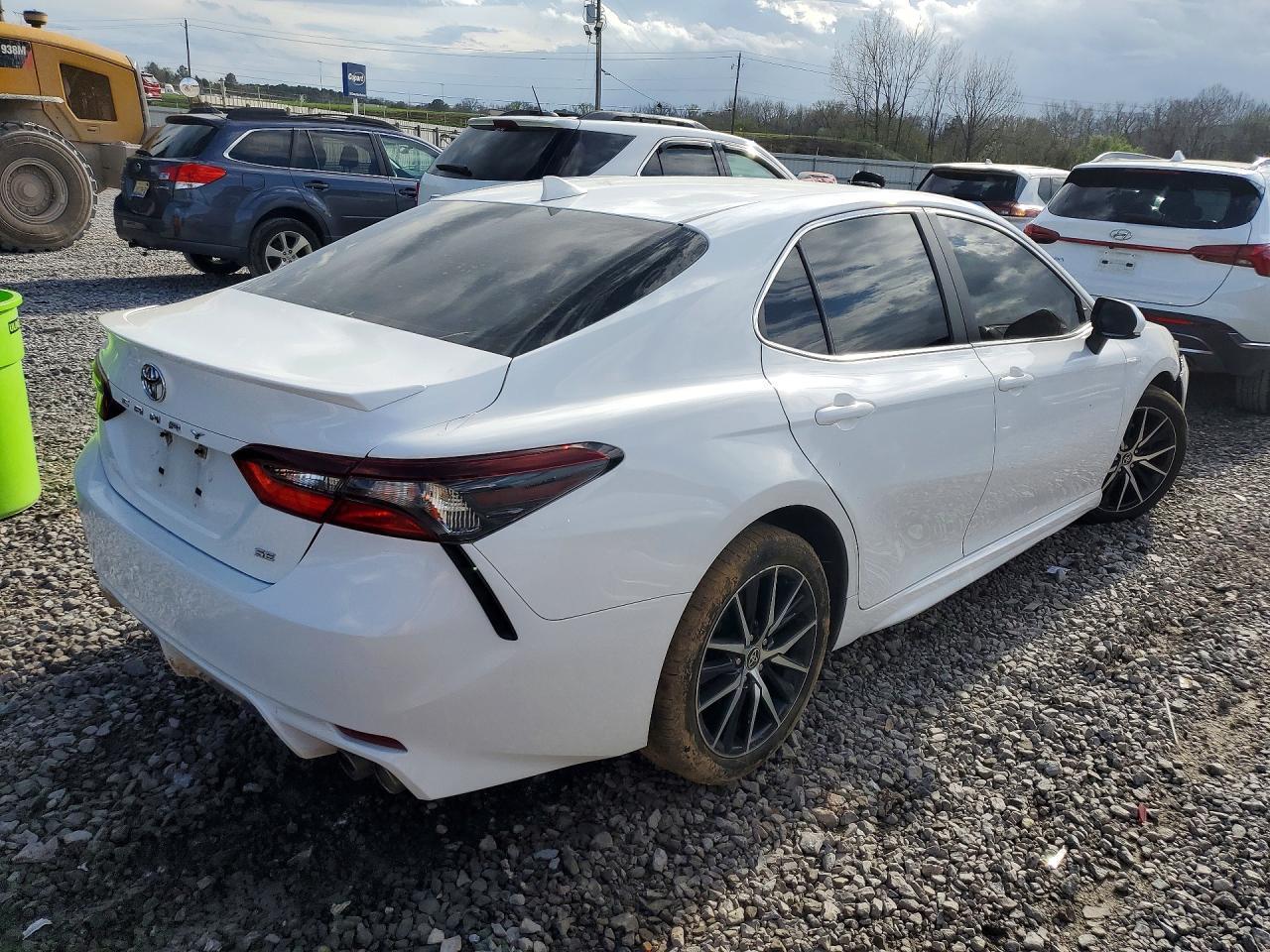 2021 TOYOTA CAMRY