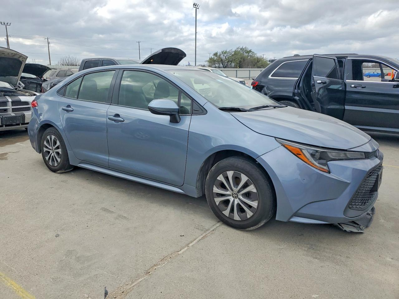 2022 TOYOTA COROLLA