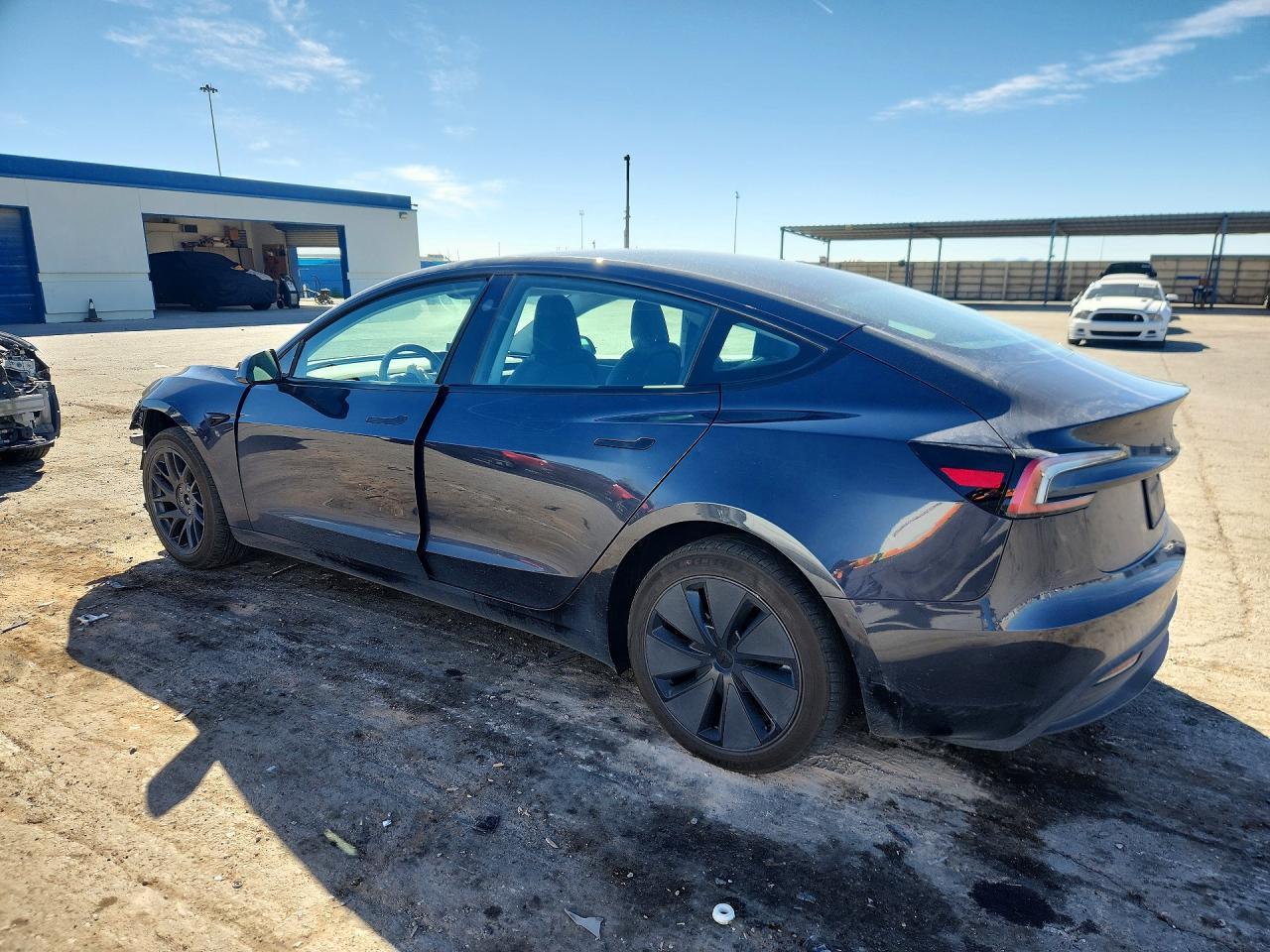 2026 TESLA MODEL 3
