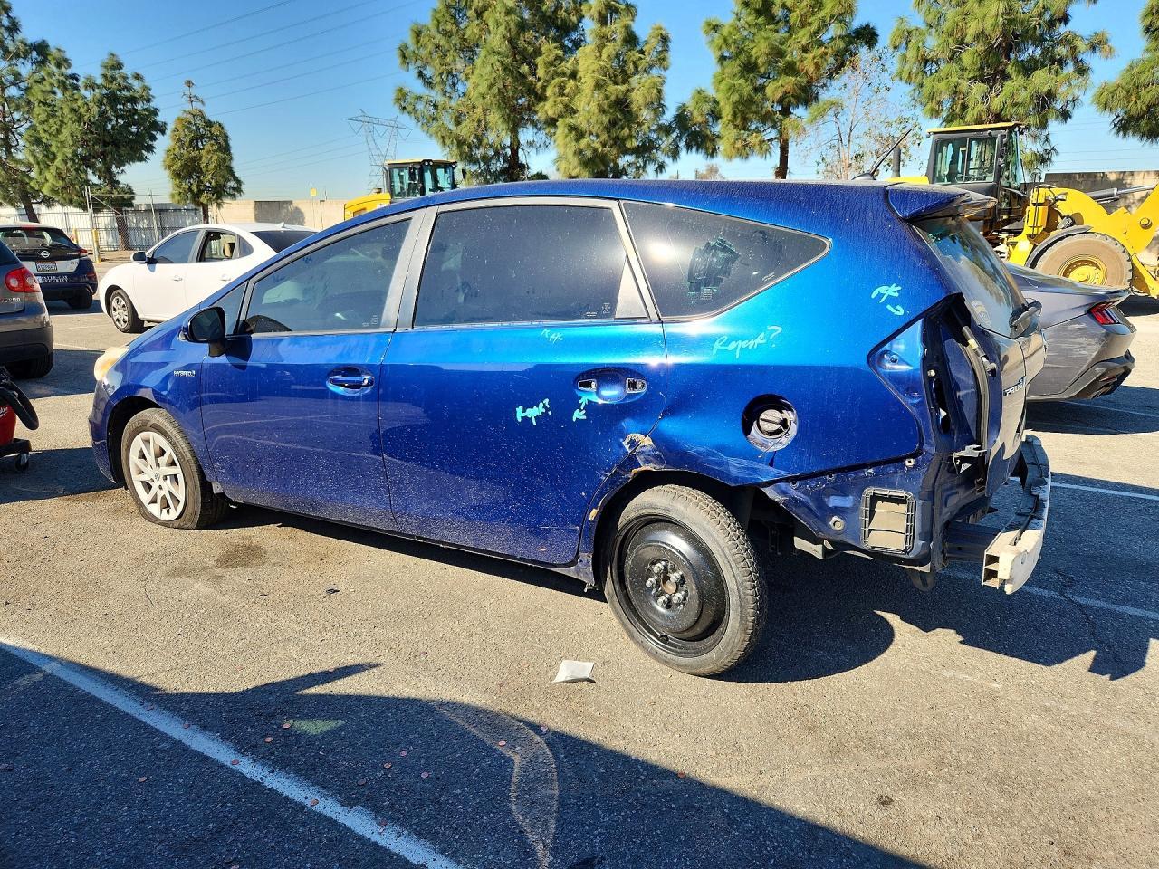 2012 TOYOTA PRIUS V
