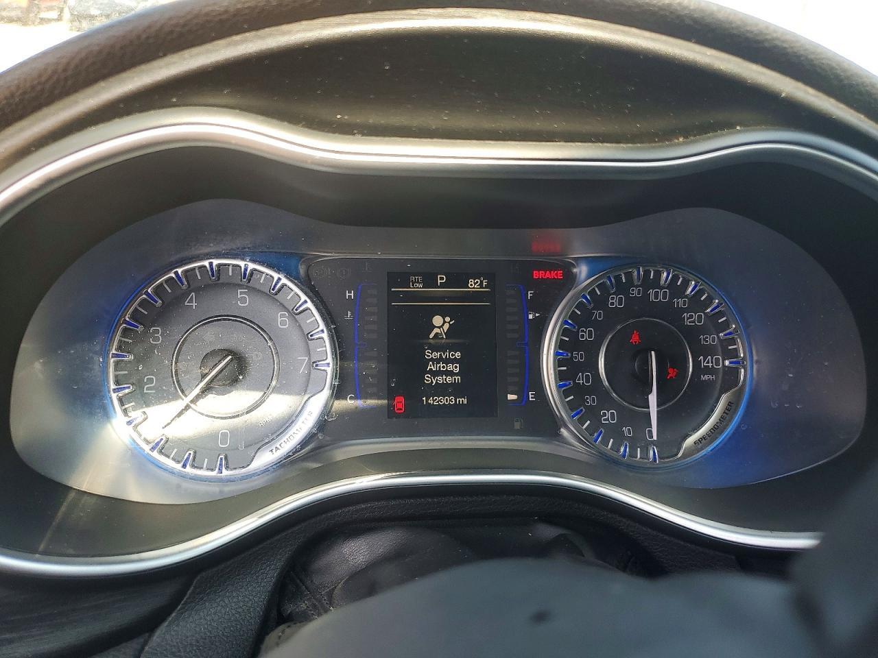 2015 CHRYSLER 200