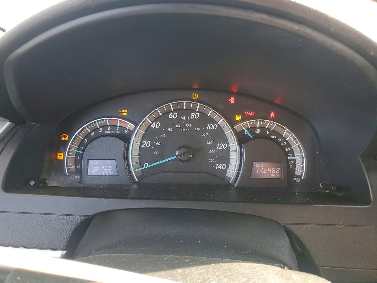 2012 TOYOTA CAMRY