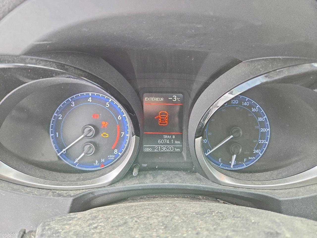 2015 TOYOTA COROLLA