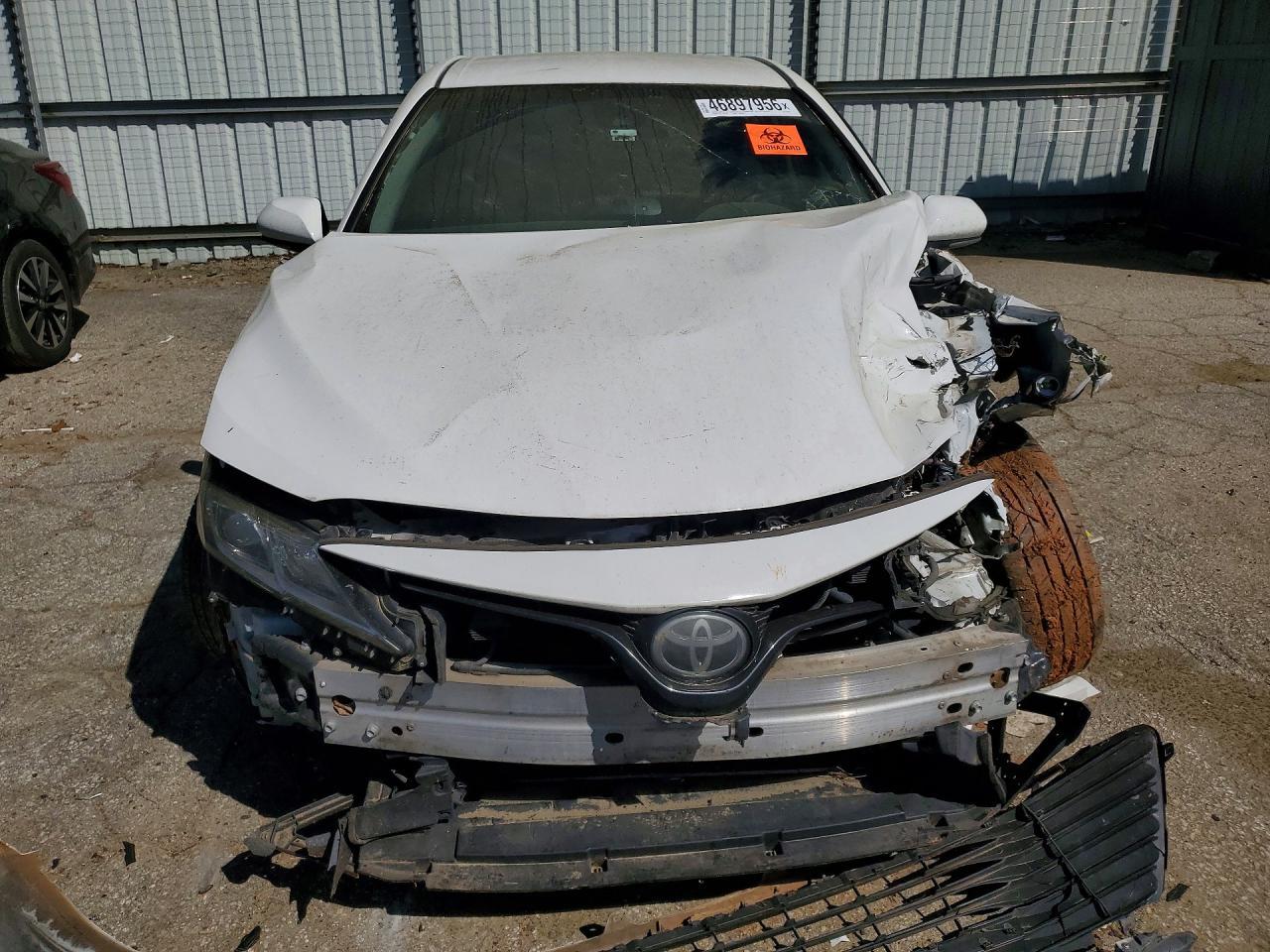 2018 TOYOTA CAMRY