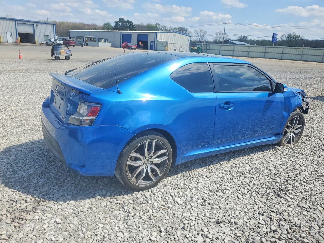 2016 SCION TC