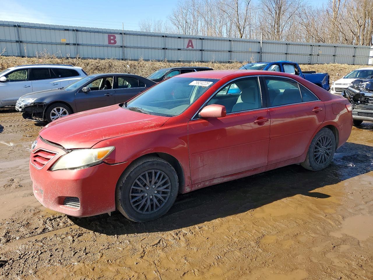 2011 TOYOTA CAMRY