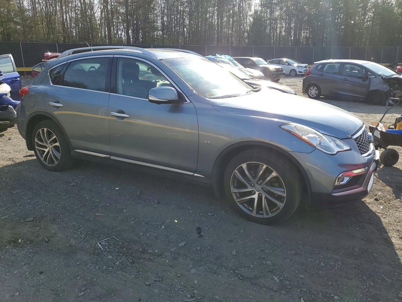 2016 INFINITI QX50