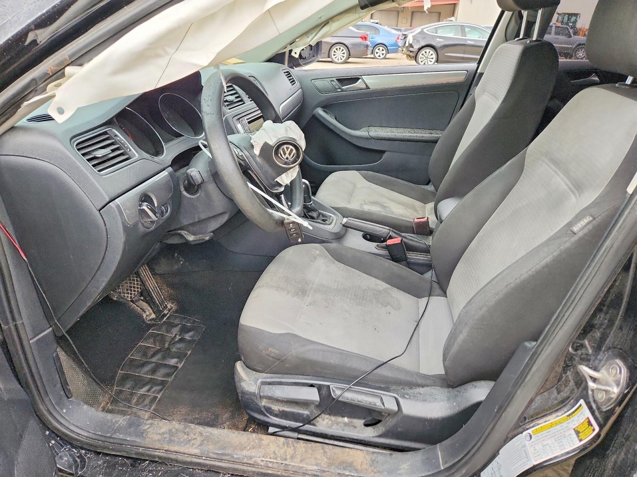 2017 VOLKSWAGEN JETTA