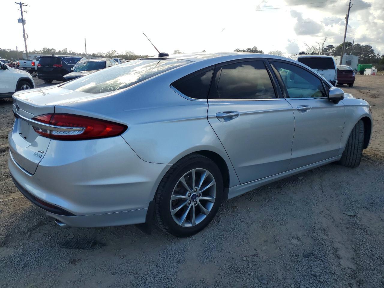 2017 FORD FUSION